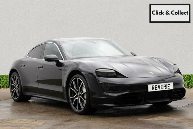 Porsche Taycan Performance Plus 93.4Kwh Turbo Saloon Black