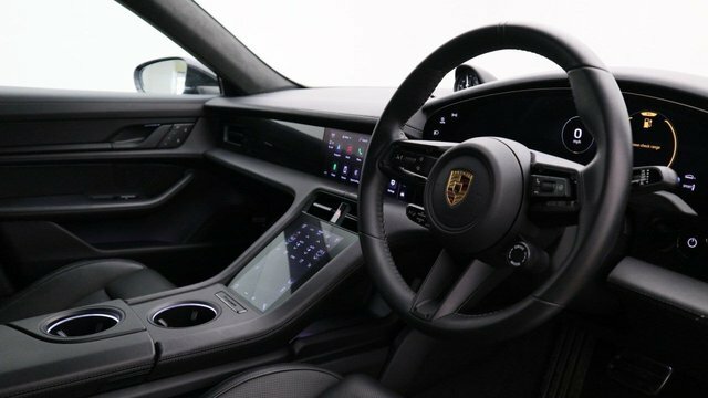 Porsche Taycan Performance Plus 93.4Kwh Turbo Saloon Black #5