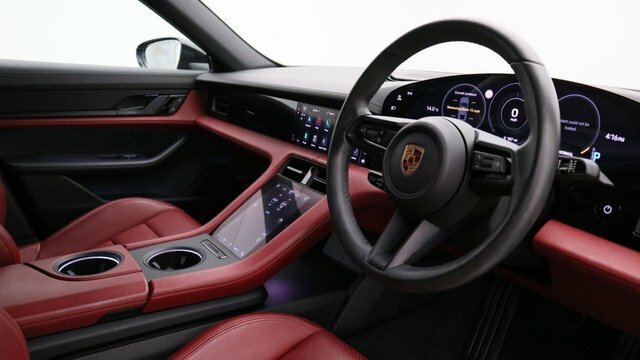 Porsche Taycan Performance 79.2Kwh 4S Saloon 4W Black #4