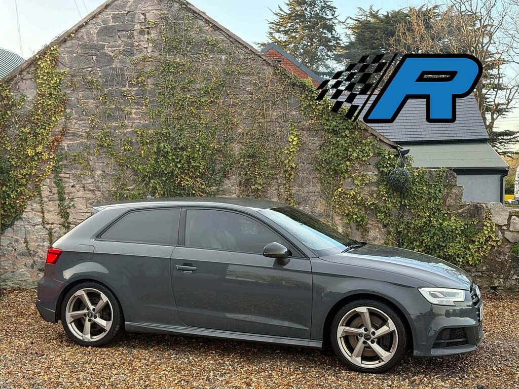 Audi S3 Tfsi Black Edition 