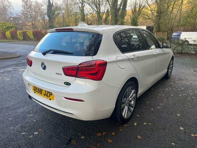 BMW 1 Series Hatchback DE68JZP White #5