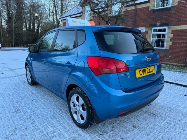 Kia Venga Hatchback CV11CXJ Blue #3