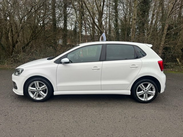 Volkswagen Polo Hatchback L11HFD White #2