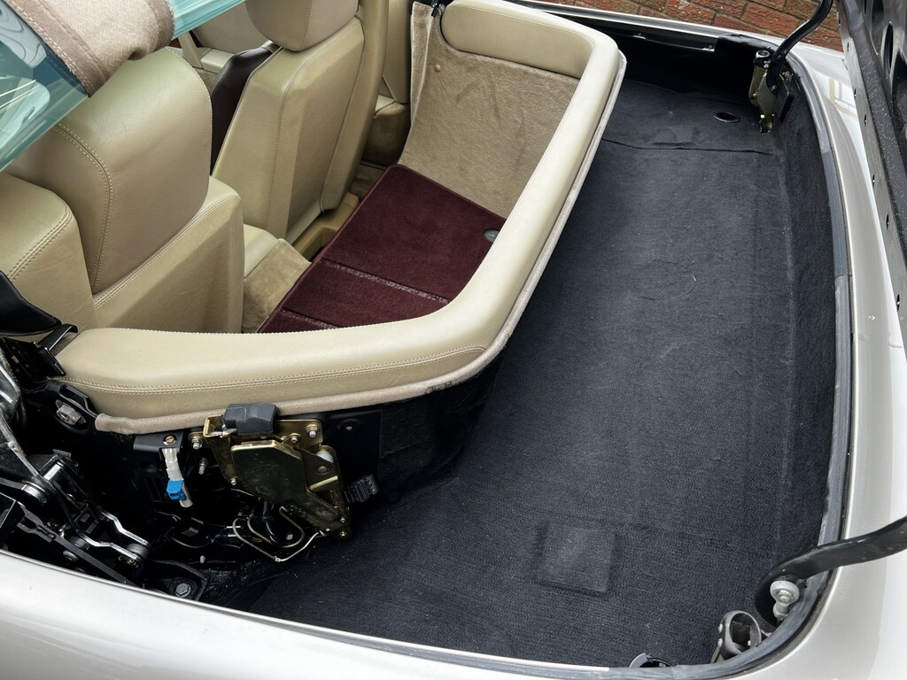 Mercedes-Benz SL Class 3.0 Sl300 Black #42