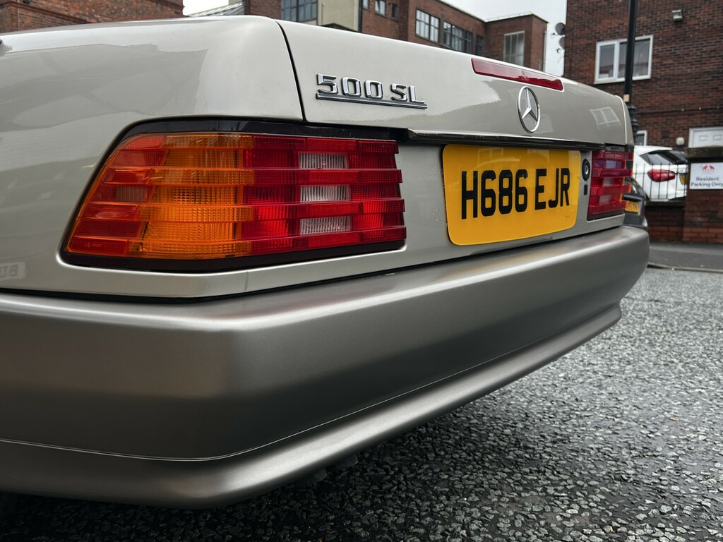 Mercedes-Benz SL Class 3.0 Sl300 Black #29