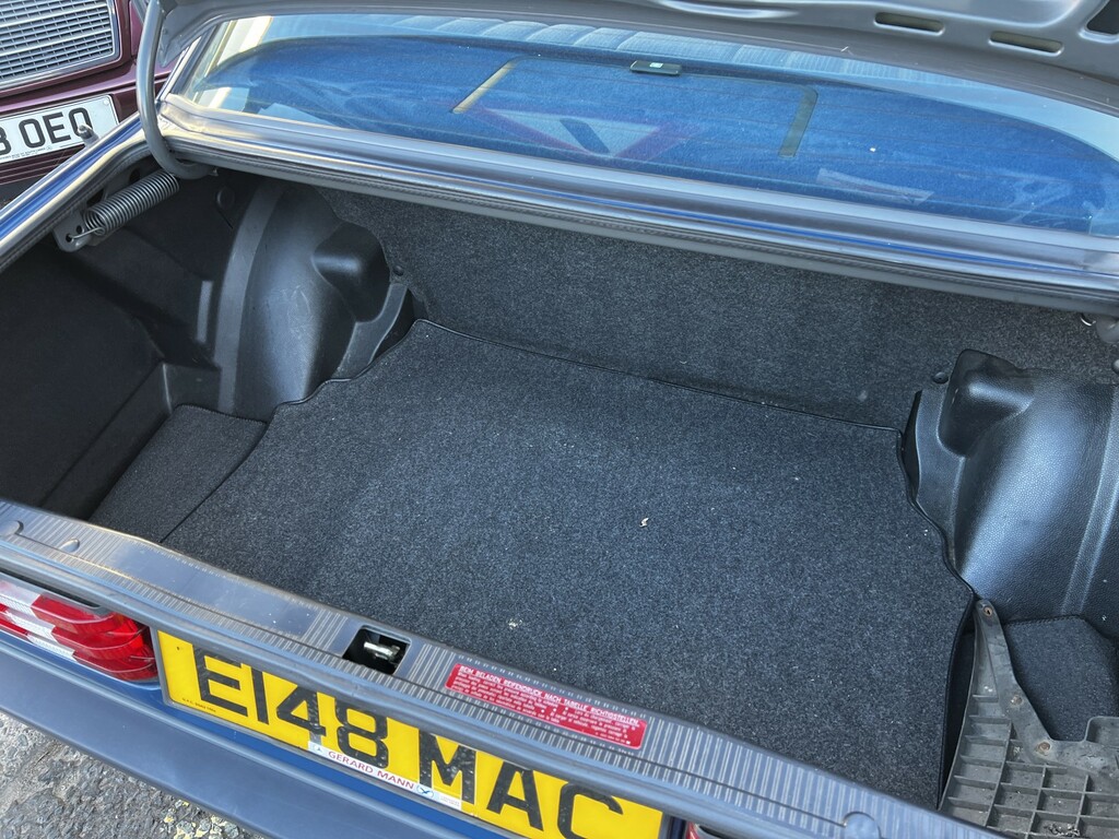 Mercedes-Benz 190 D Auto Red #15
