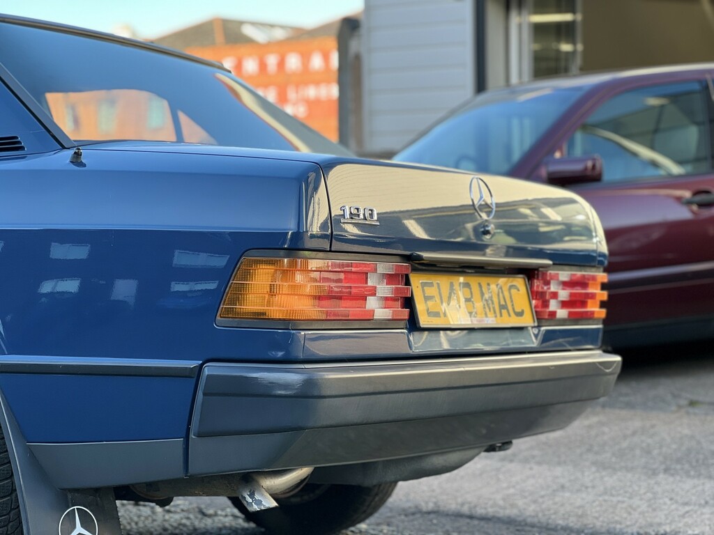 Mercedes-Benz 190 D Auto Red #6