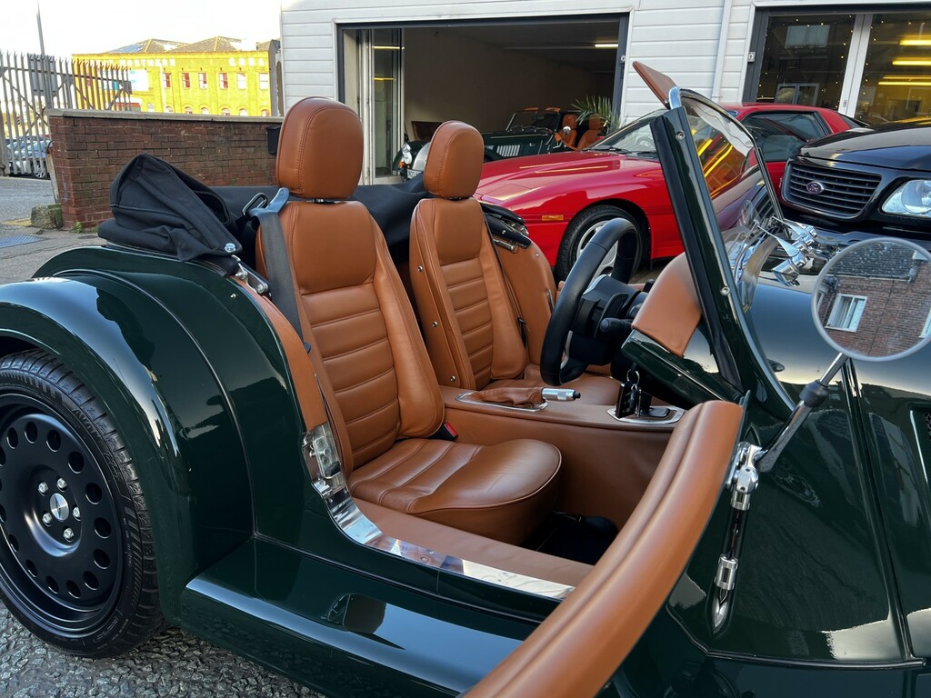 Morgan Plus Six Plus 6 Black #17