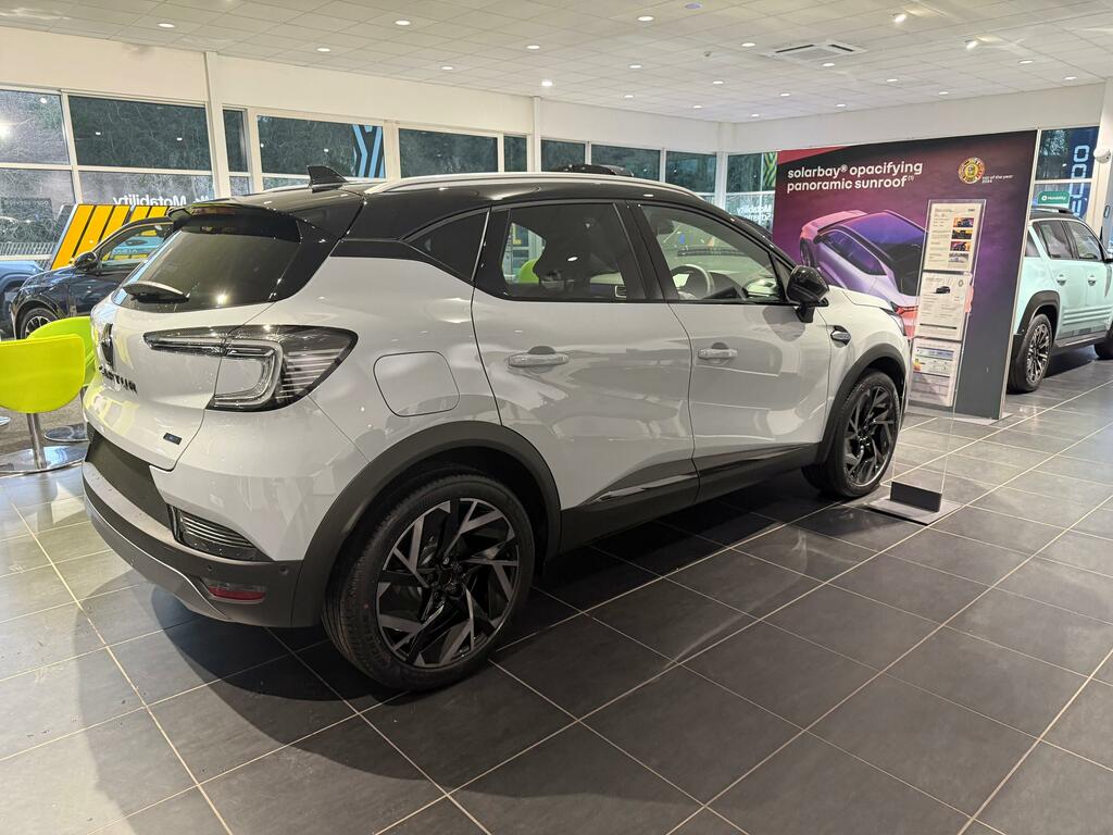 Renault Captur Esprit Alpine 160 Hybrid Grey #5