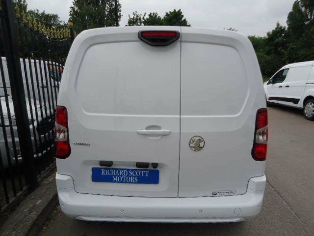 Vauxhall Combo Turbo D 2300 Pro Panel Van Swb Euro DS25EVG White #4