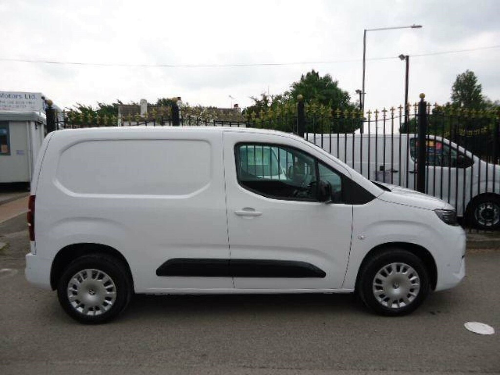 Vauxhall Combo Turbo D 2300 Pro Panel Van Swb Euro DS25EVG White #5