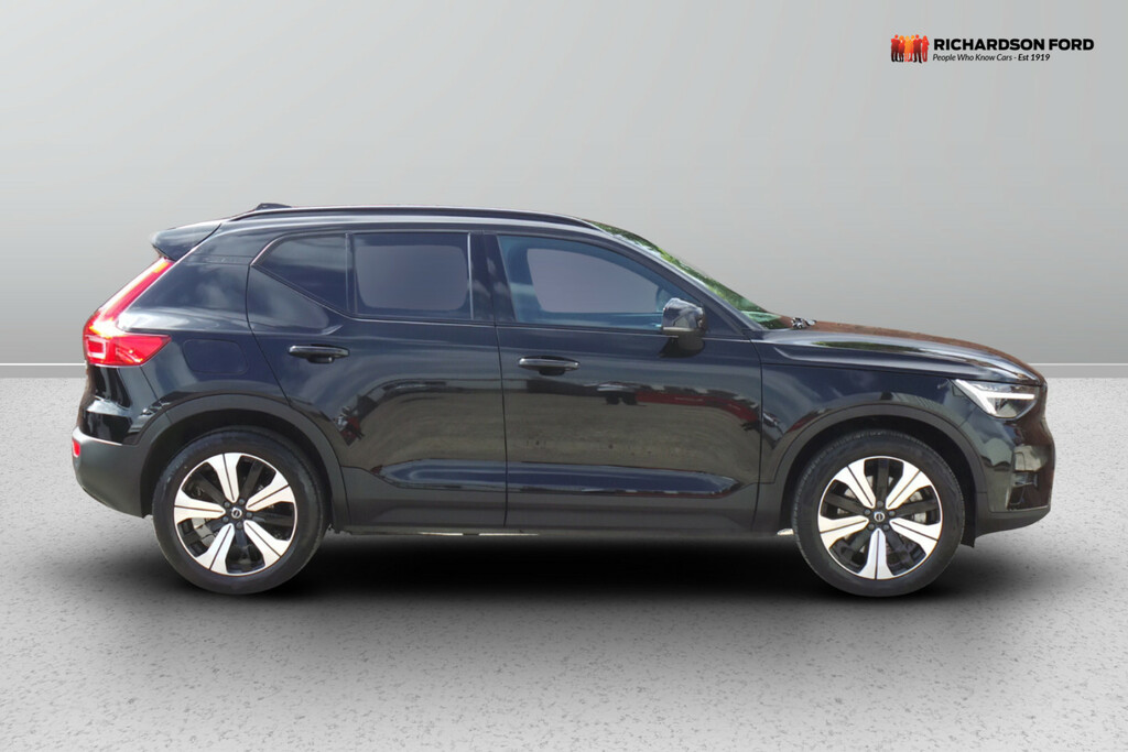 Volvo XC40 1.5 T5 Recharge Phev Ultimate Dark YY72CKP Black #6