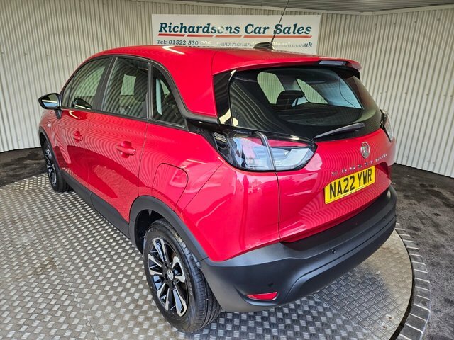 Vauxhall Crossland 1.2 Design Suv Euro 6 S S 83 NA22YWR Red #6