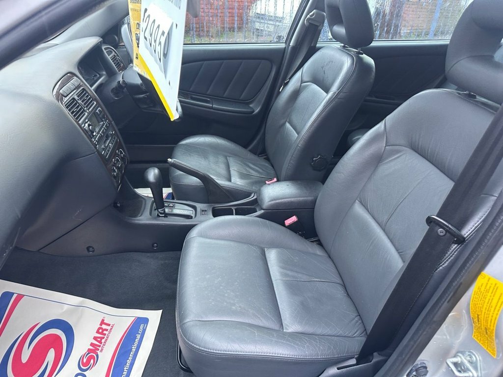 Toyota Avensis 1.8 Gs Hatchback Silver #8