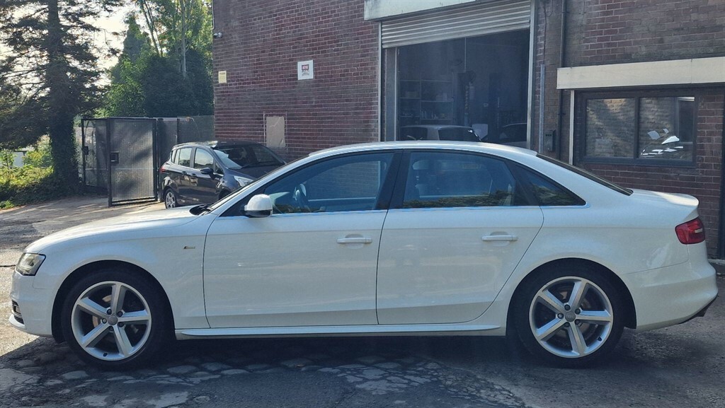 Audi A4 2.0 Tdi S Line Multitronic Euro 5 Ss White #5