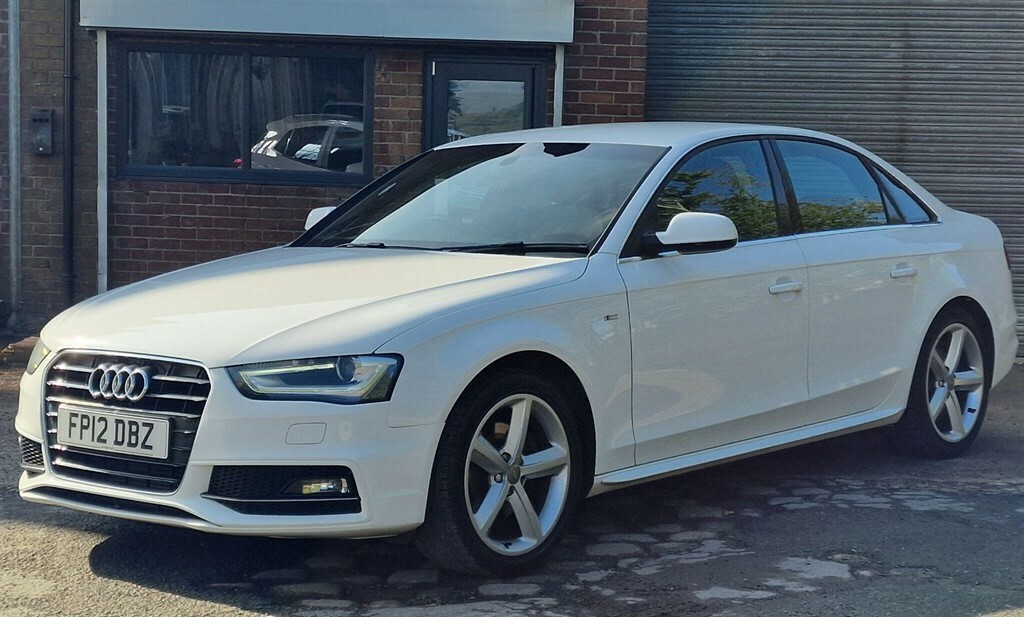 Audi A4 2.0 Tdi S Line Multitronic Euro 5 Ss White #3