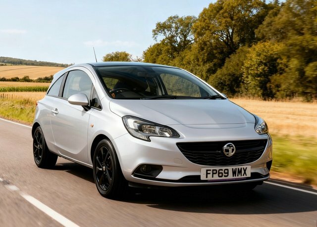 Vauxhall Corsa 2019 1.4I Ecotec Griffin Hatchback Manu Silver