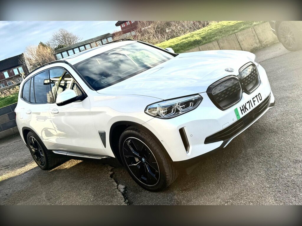 BMW iX3 80Kwh Premier Edition Pro HK71FTO White #2