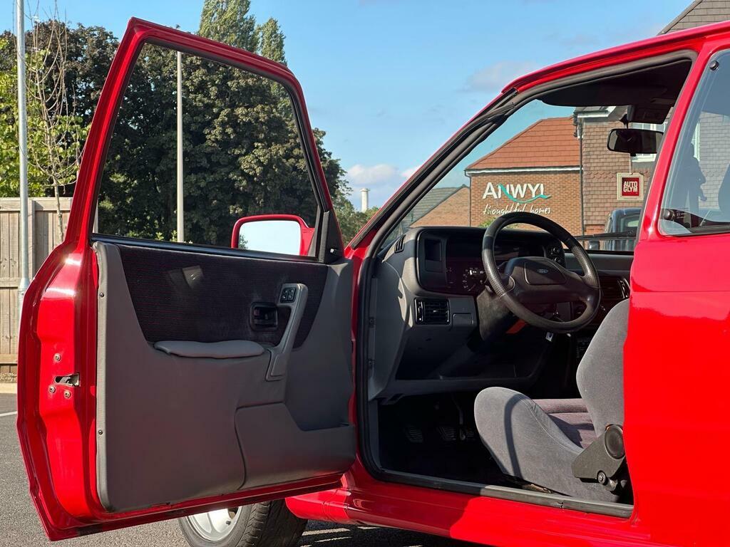 Ford Escort 1.6 Turbo Rs Red