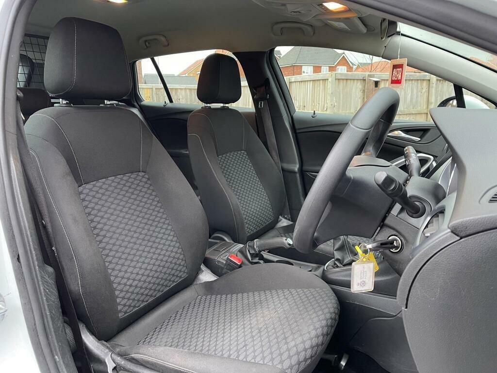 Vauxhall Astra 1.6 Cdti Blueinjection Design Sports Tourer Euro 6   #6