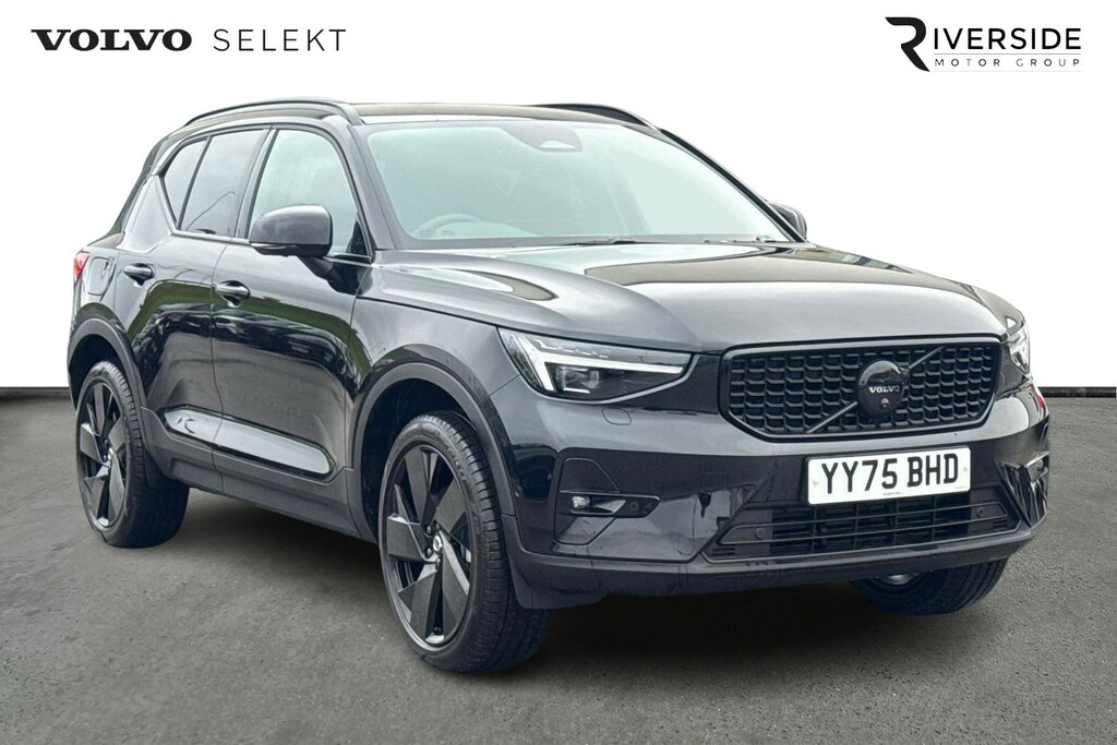 Volvo XC40 Black Edition Plus, B3 Mild Hybrid, Black
