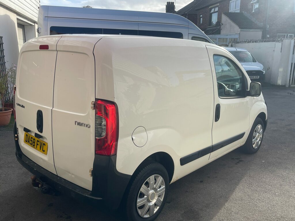 Citroen Nemo Multispace 1.4 Hdi 8V LX Panel Van Red #2