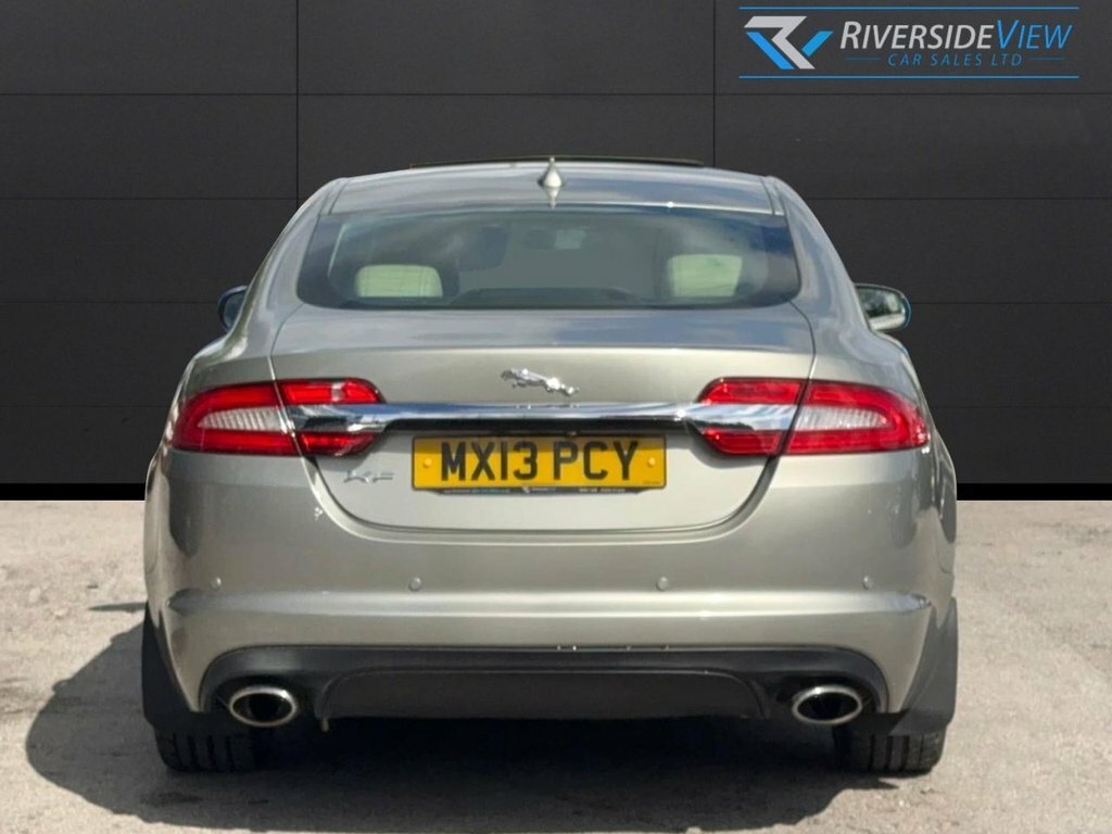Jaguar XF Saloon Beige #5