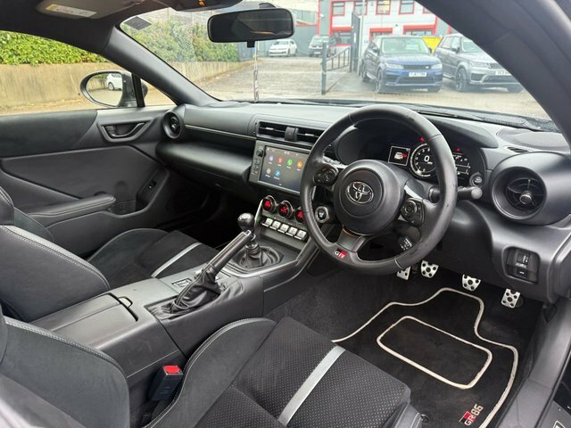 Toyota GT86 2.0L 2.0 White #16