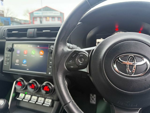 Toyota GT86 2.0L 2.0 White #14