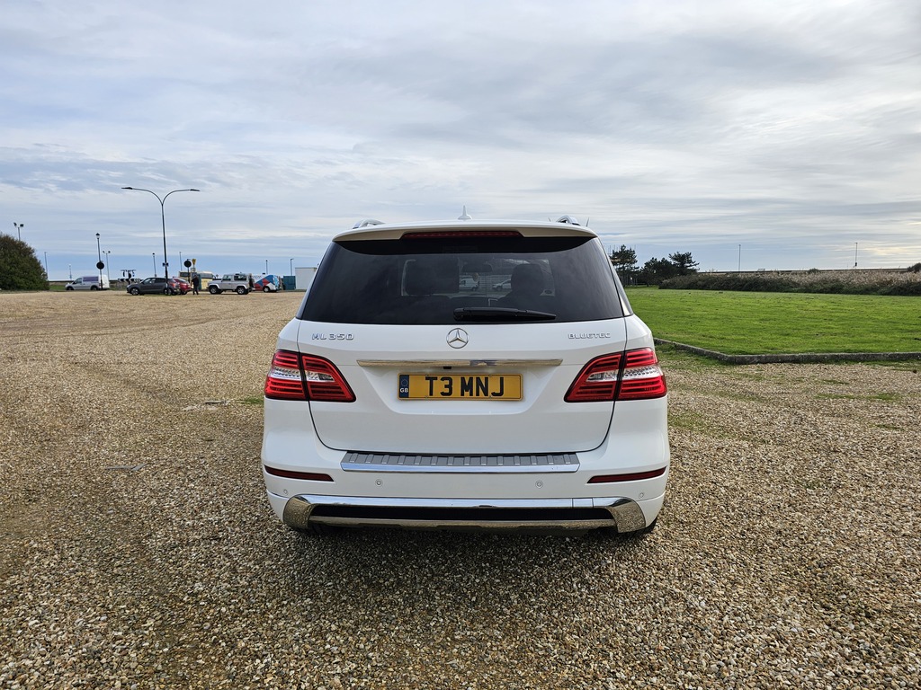 Mercedes-Benz M Class Suv Black #5
