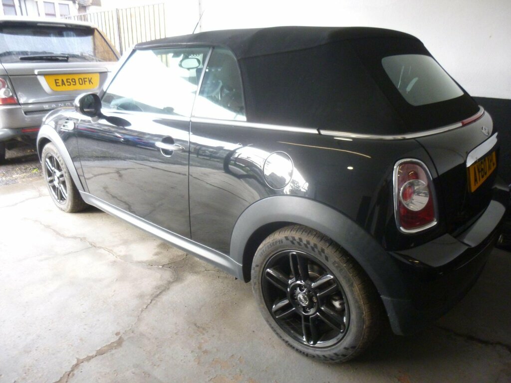 Mini Convertible 1.6 Cooper D Euro 5 Ss Black #3