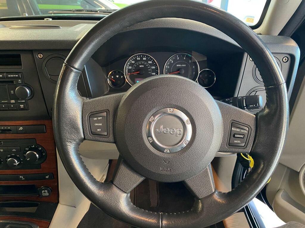 Jeep Commander 3.0 Crd V6 Limited 4X4 Silver #22