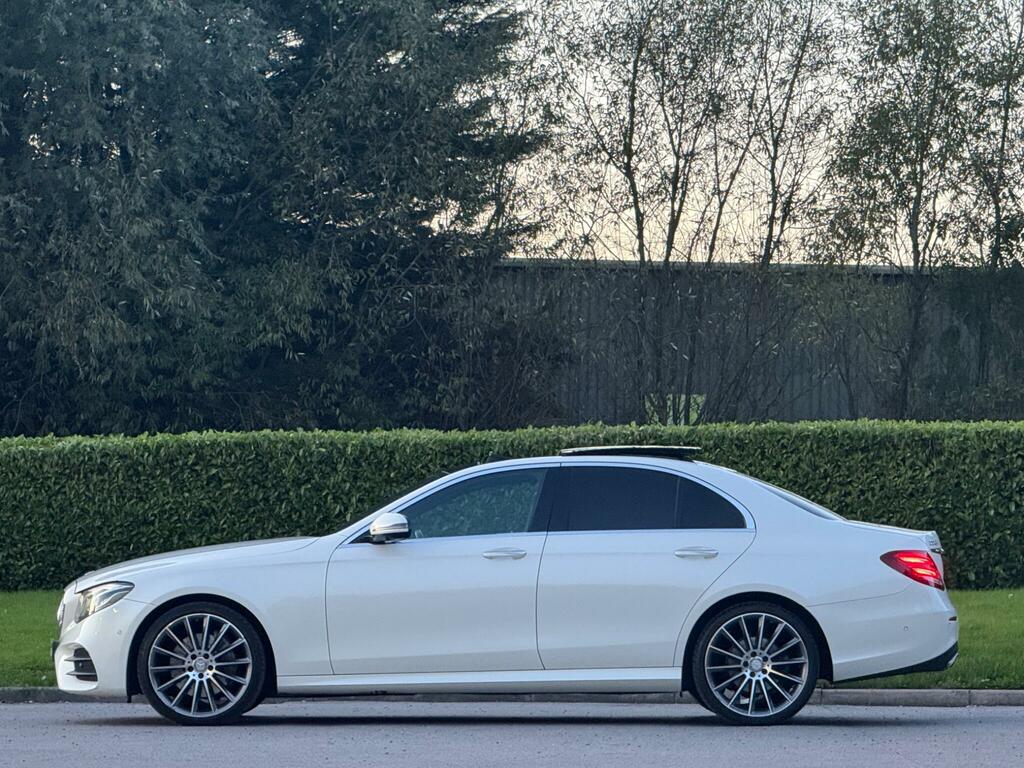 Mercedes-Benz E Class 2.0 E220d Amg Line Premium Plus G-tronic Euro 6 White #4