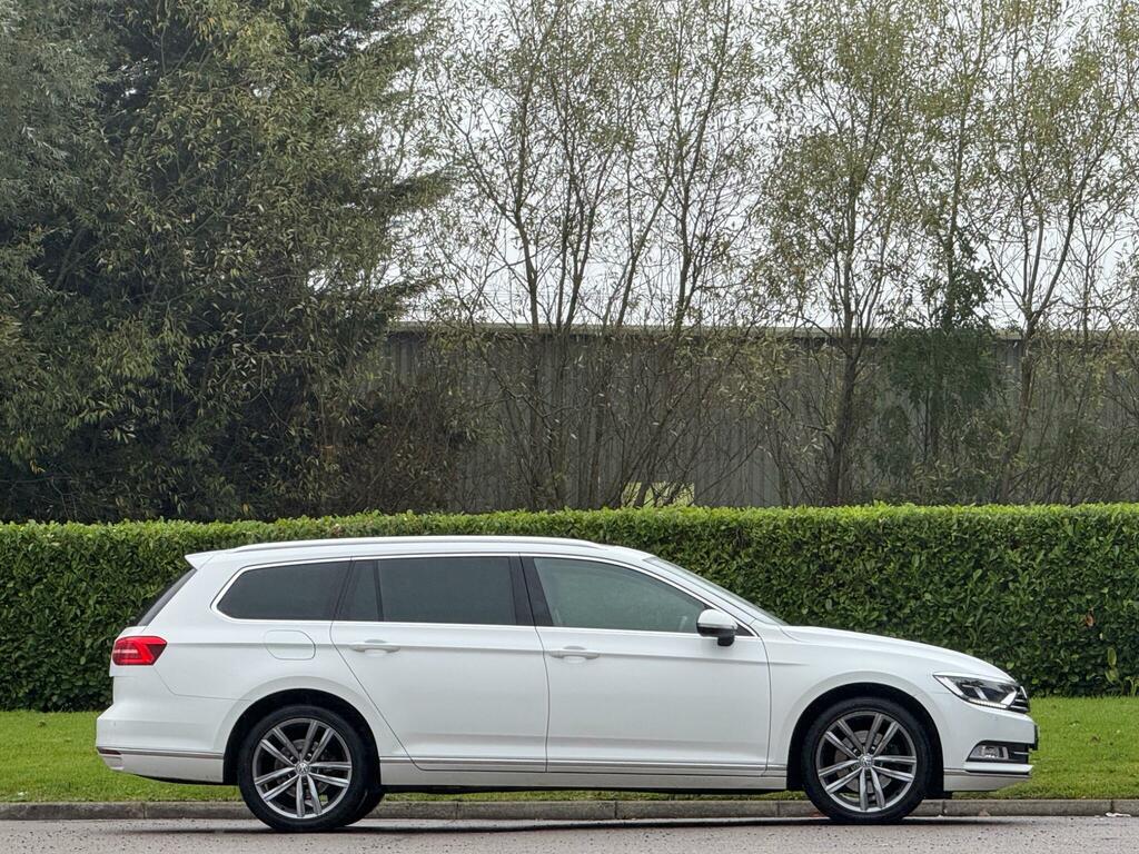 Volkswagen Passat 1.6 Tdi Gt Dsg Euro 6 Ss White #2