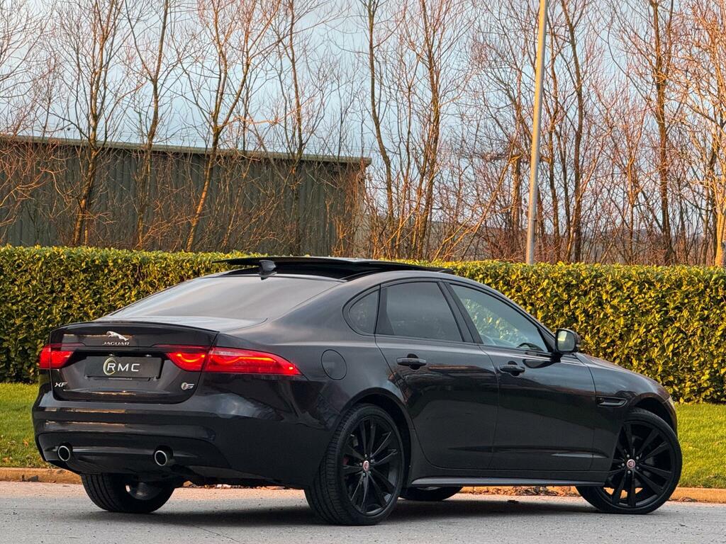 Jaguar XF 3.0D V6 S Euro 6 Ss Black #4