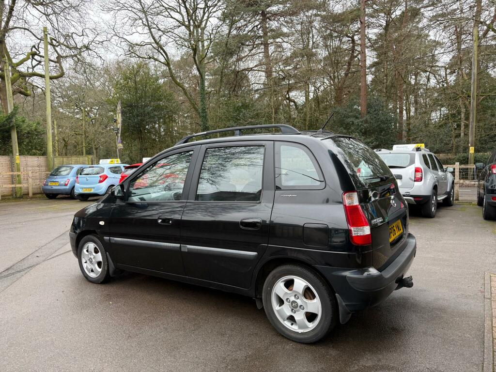 Hyundai Matrix 1.5 Crtd Gsi Euro 4 Black #2