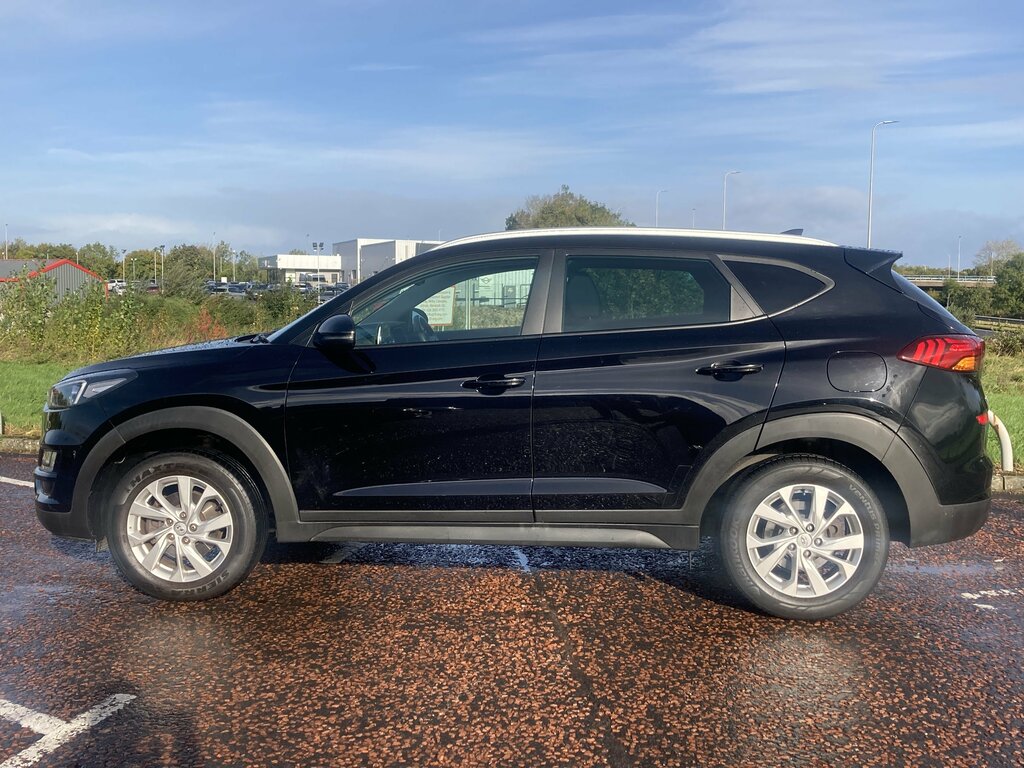 Hyundai Tucson 2018 Hyundai Tucson 1.6 Gdi Se Nav CSZ6587 Black #3