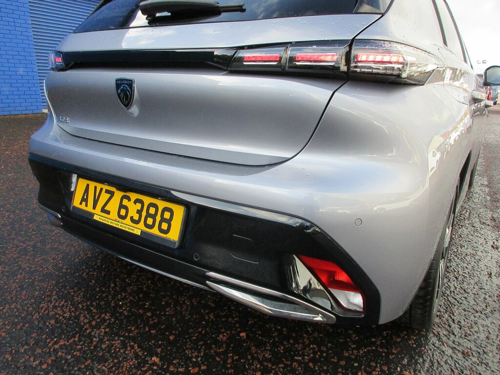 Peugeot 308 2023 Peugeot 308 1.5 Bluehdi Ss Allure Grey #4