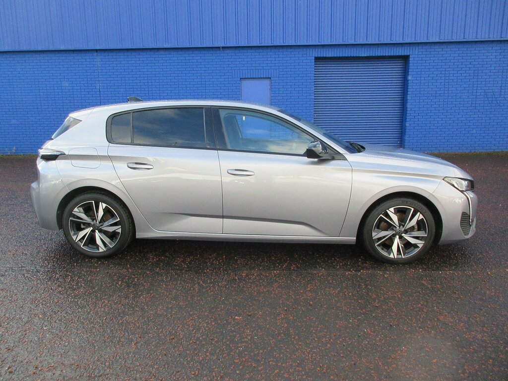 Peugeot 308 2023 Peugeot 308 1.5 Bluehdi Ss Allure Grey #2