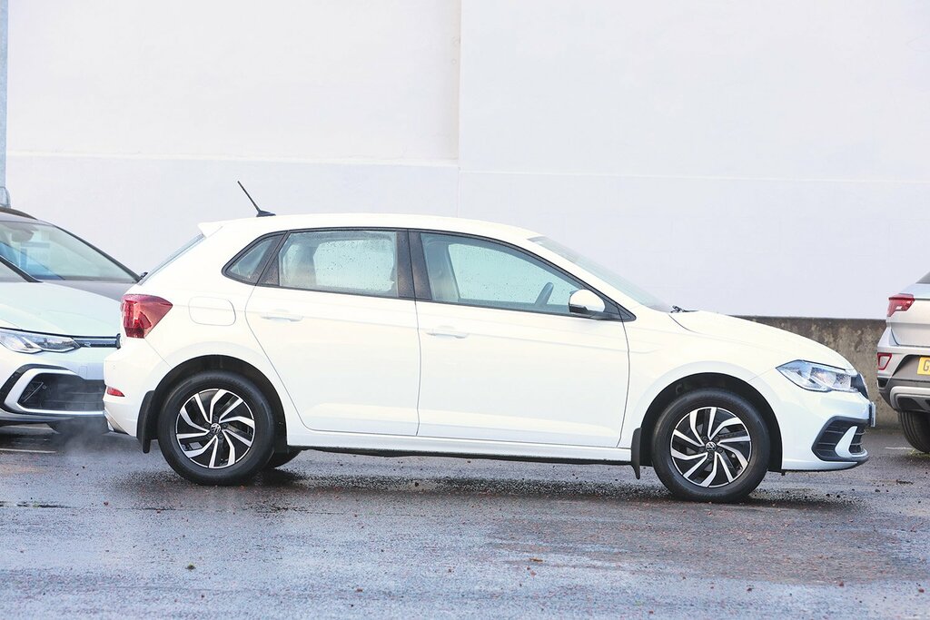 Volkswagen Polo 2022 Volkswagen Polo 1.0 Life 80 Ps RXZ5788 White #2