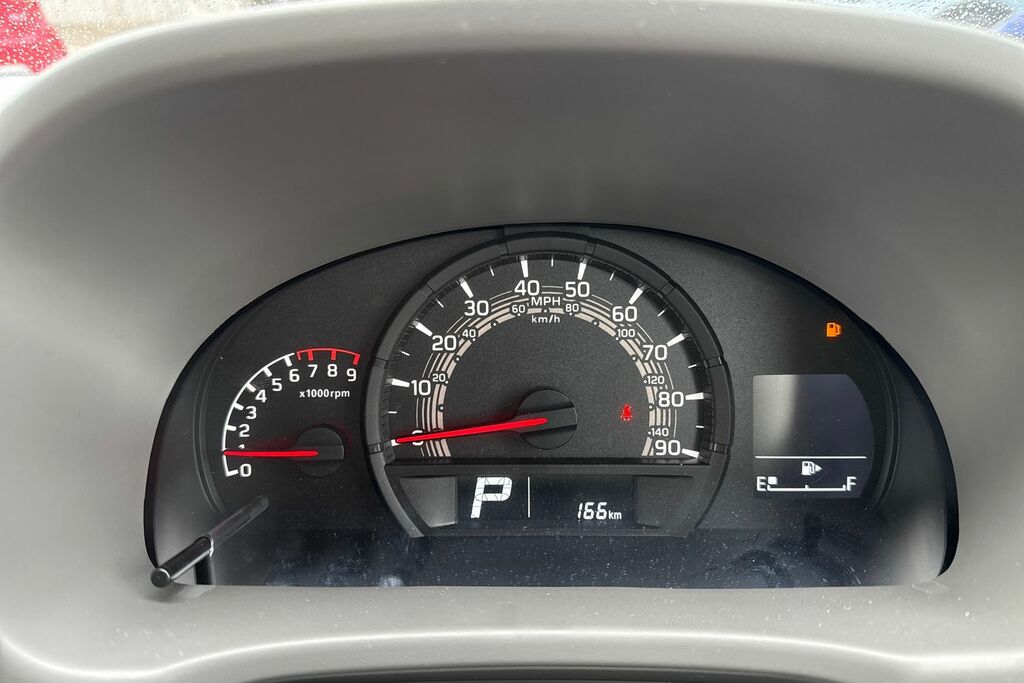 Suzuki Carry  White #17