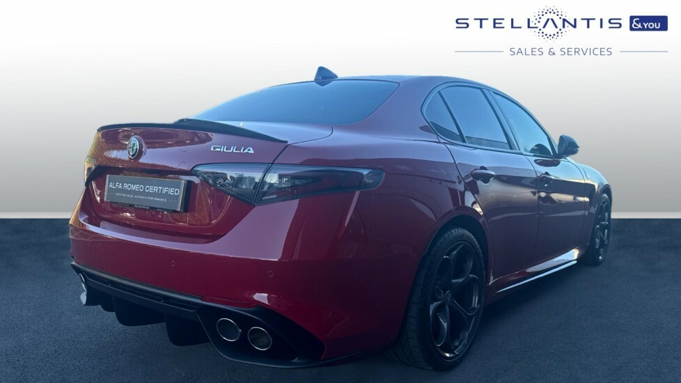 Alfa Romeo Giulia 2.9 V6 Bi-turbo Quadrifoglio Saloon Aut  #3