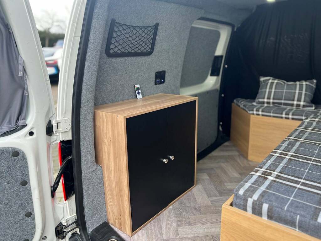 Volkswagen Caddy Camper C20 Tdi Camper White #43
