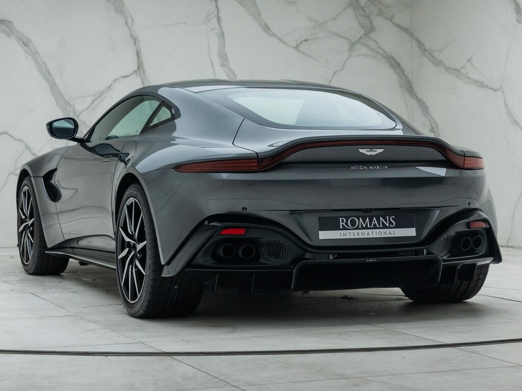Aston Martin V8 Zf 8 Speed Silver #10