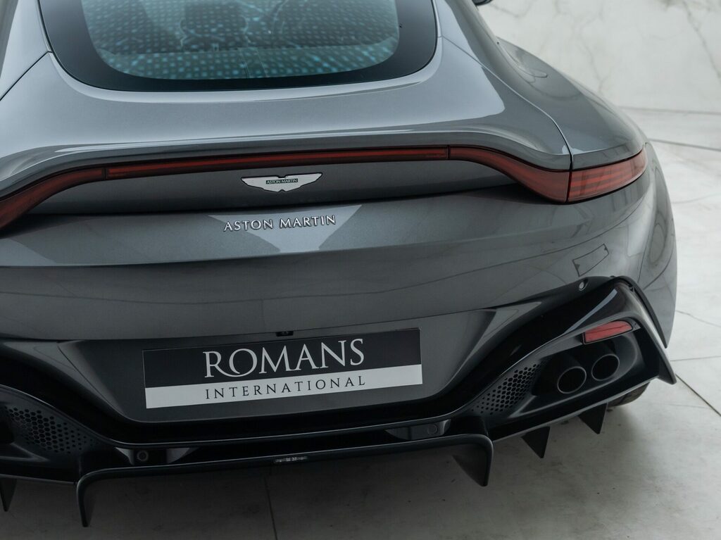 Aston Martin V8 Zf 8 Speed Silver #25