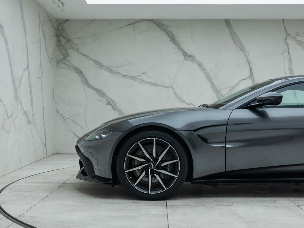 Aston Martin V8 Zf 8 Speed Silver #27