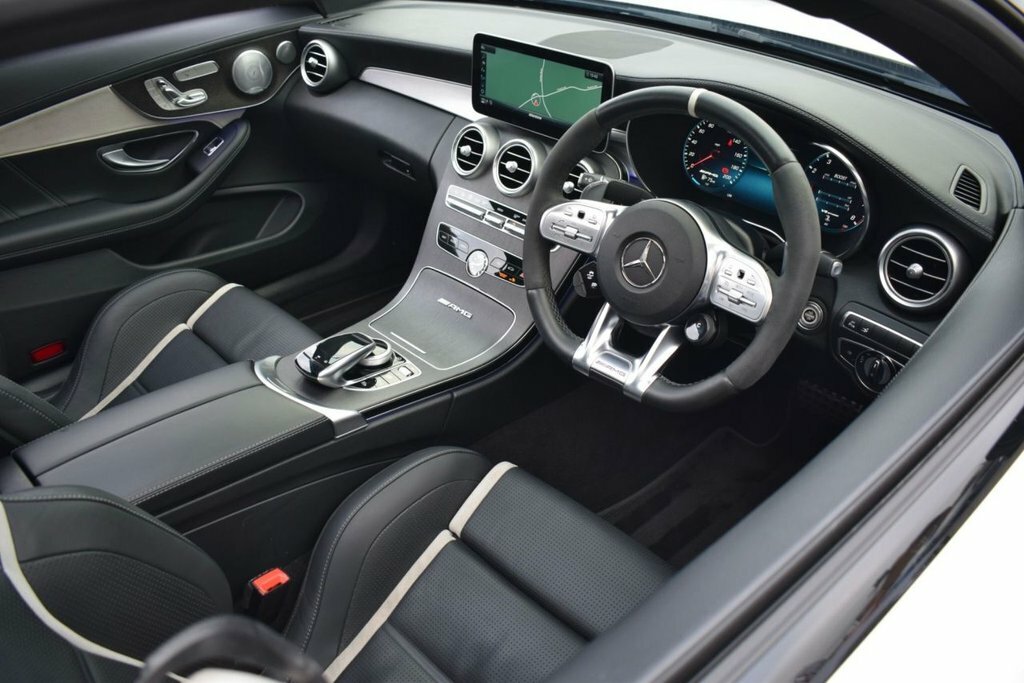 Mercedes-Benz C Class 4L Amg S YY69BJU White #3