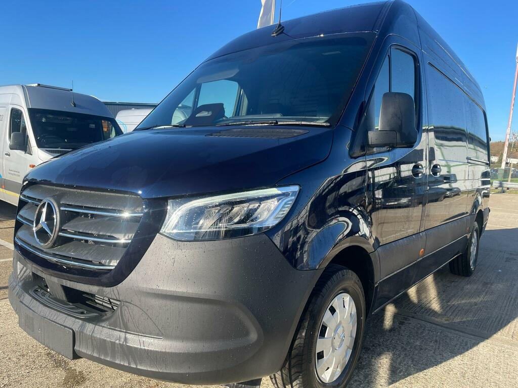 Mercedes-Benz Sprinter 2.0 315 Cdi Pro G-tronic Rwd L2 H2 Euro 6 Ss  Blue #3
