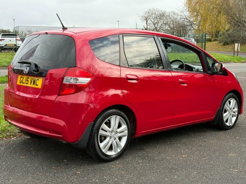 Honda Jazz I-vtec Ex GL15VWC Red #4