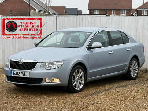 Skoda Superb Se Tsi GJ12YAU Blue #3